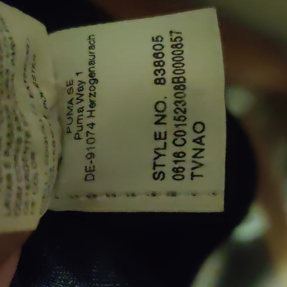 Men's Puma black track jacket, size medium - Picture 4 of 4